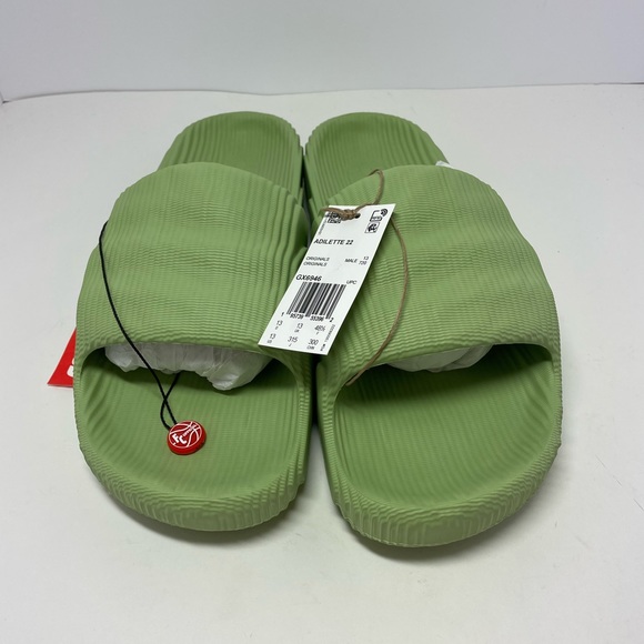New Men’s  Adidas Adilette 22 Magic Lime Slide Sandals Size 13 main image 7